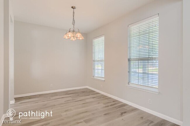 Building Photo - 3 br, 2.5 bath House - 501 Tobin Dr UNIT