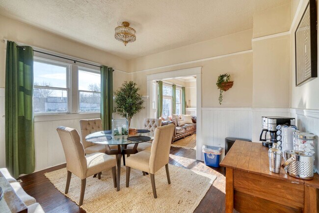 Foto del edificio - 502 NE 29th Ave