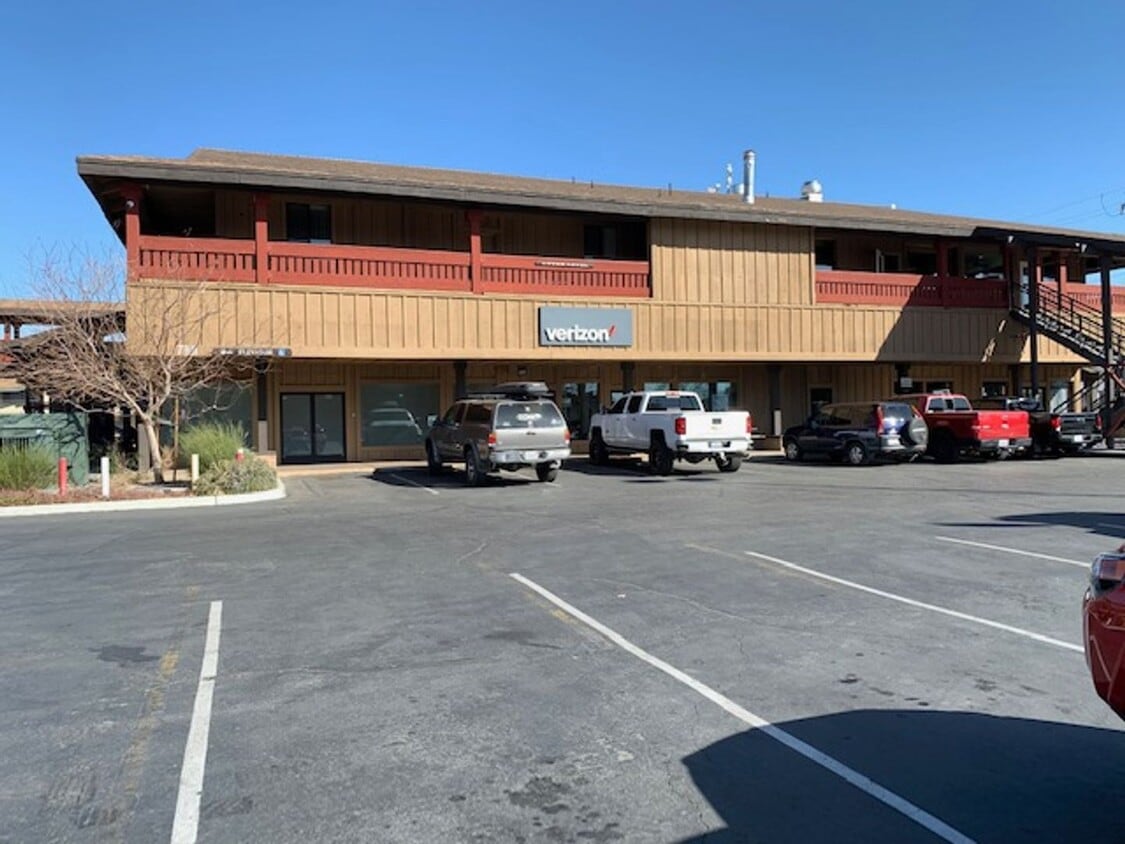 Primary Photo - Cottonwood Plaza