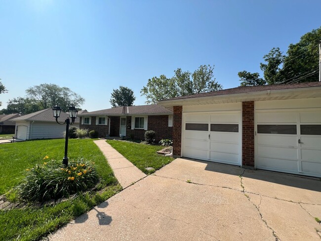 Building Photo - Corner Lot Beauty with Basement & Big Back...
