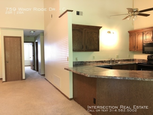 Building Photo - 759 Windy Ridge Dr