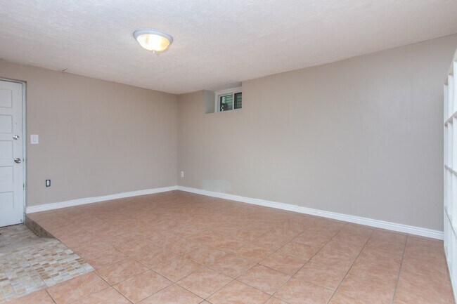 Building Photo - 866 S 1100 E