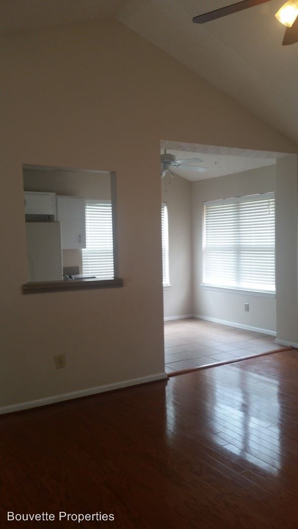Building Photo - 7166 Raintree Loop