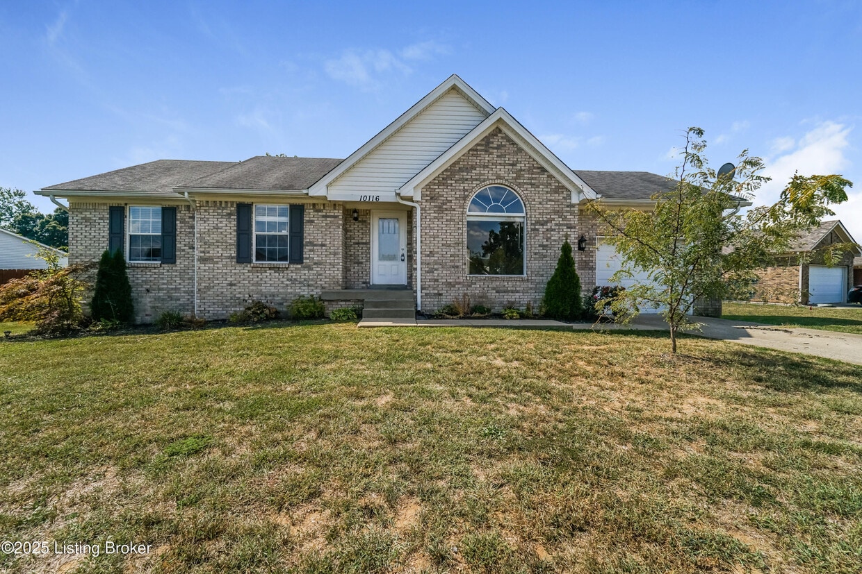 Foto principal - 10116 Greenfield Woods Cir