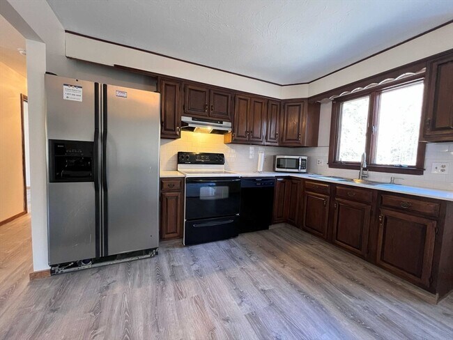 Foto del edificio - 23 Hospital Rd