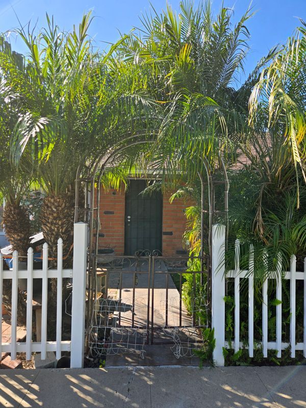 Foto del edificio - 2504 N Bourbon St