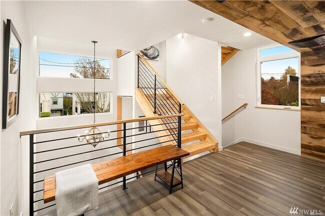 Foto del edificio - 4422 Phinney Ave N