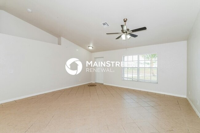 Building Photo - 4 Bedroom Pet-Friendly Home in Cape Coral, FL with Main Street Renewal