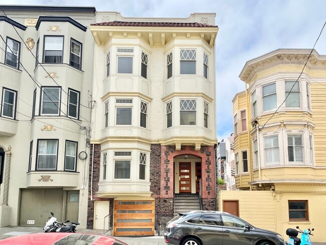 Building Photo - 1261-1265 Jackson St