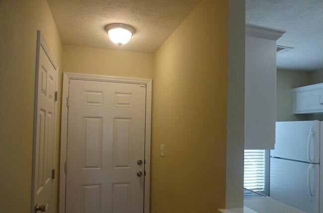 Foto del edificio - 5166 Aruba Cir