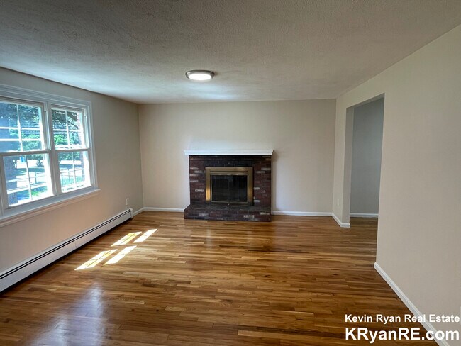 Foto del edificio - 4 Dragon Court Cir