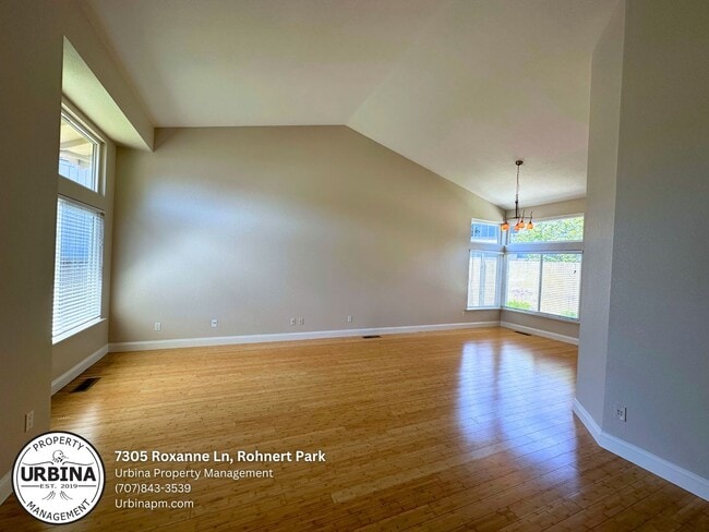 Building Photo - Beautifully Updated 4-Bedroom Home in Prim...