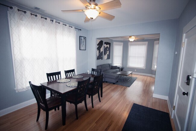 Foto del edificio - 3927 N Whipple St