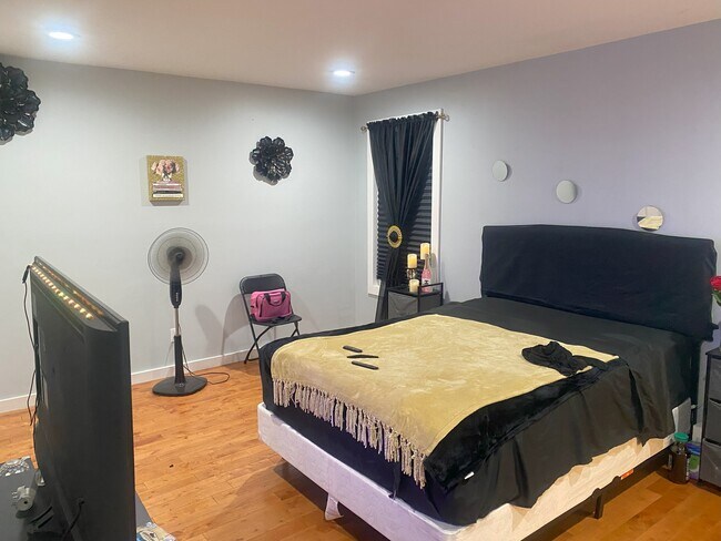 Foto del edificio - 875 N Fallon St