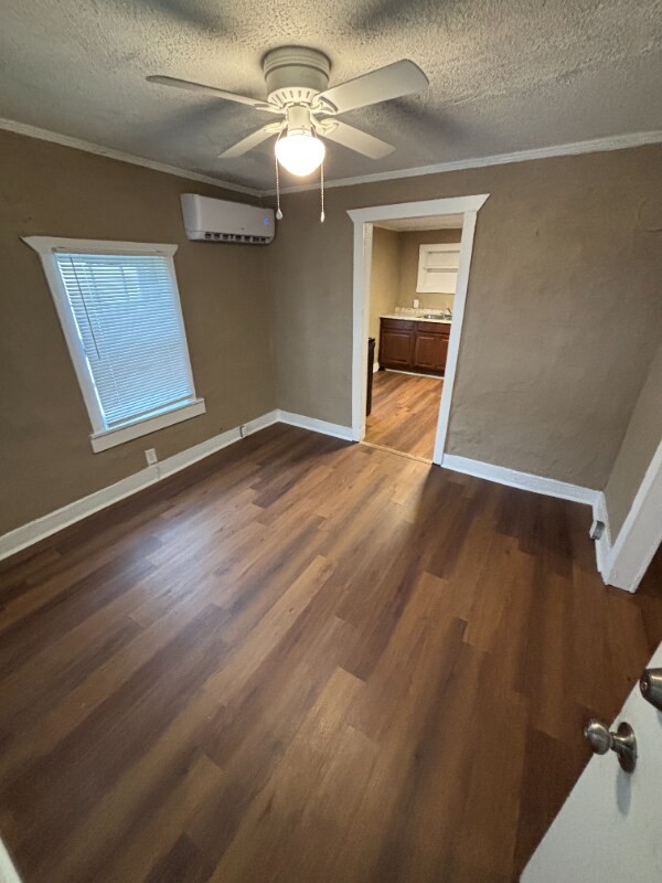 Foto del edificio - 467 Southport Rd