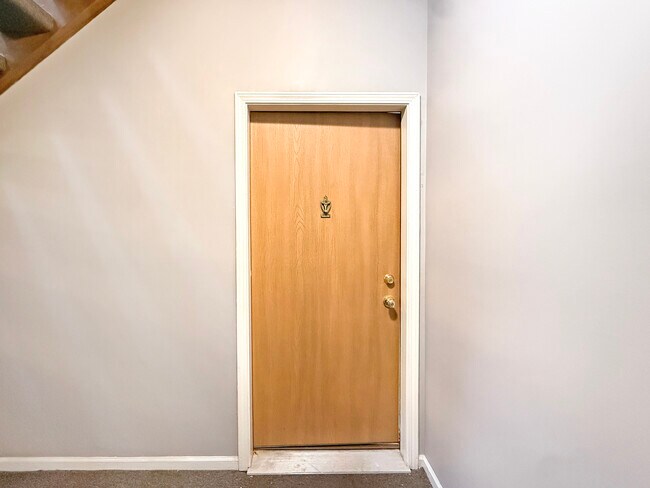 Foto del edificio - 1206 Ballantrae Pl