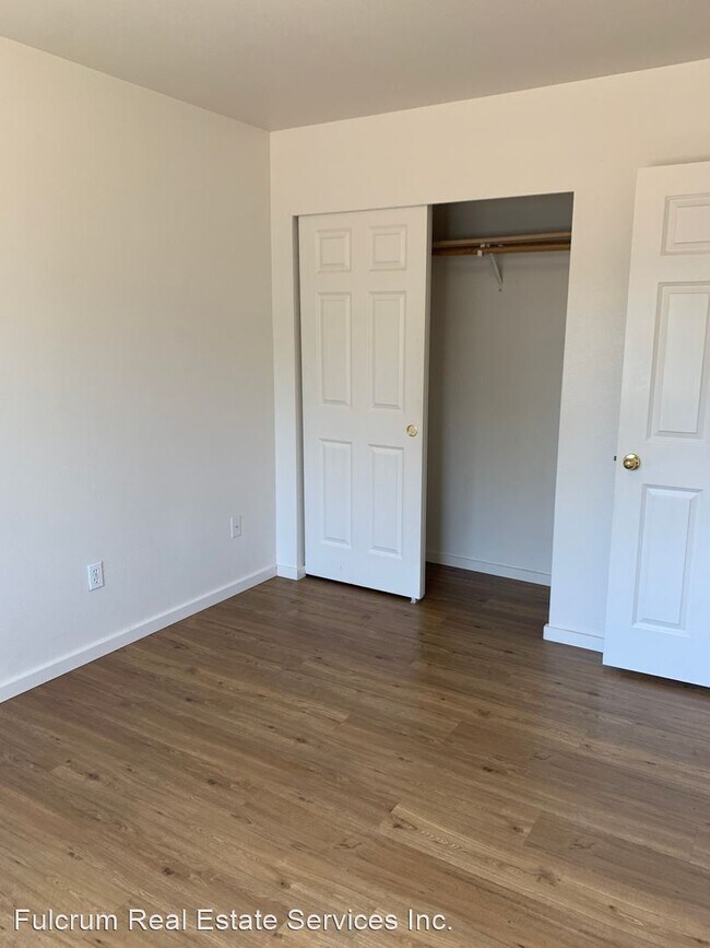 Building Photo - 4 br, 2.5 bath House - 2907 S 9th St