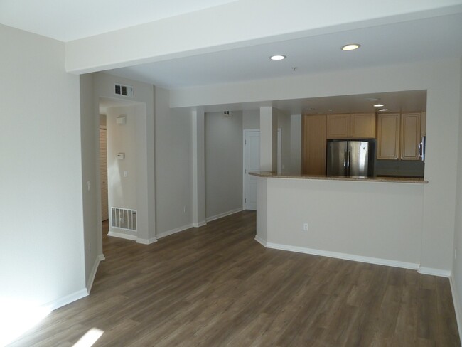 Building Photo - Agnew