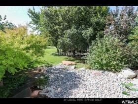 Building Photo - 2833-2839 Oakhurst Dr