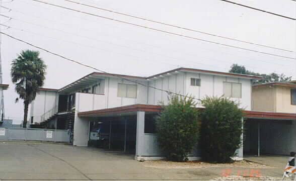 Building Photo - 2021 Stanton Ave