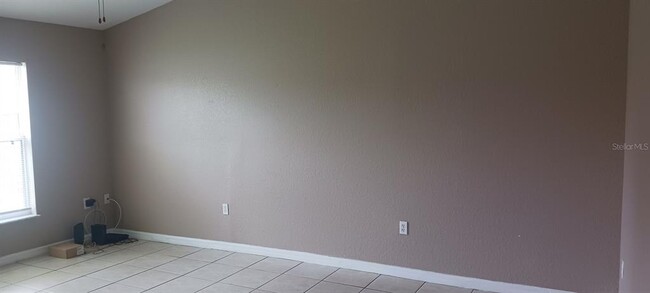 Building Photo - 502 Albatross Dr