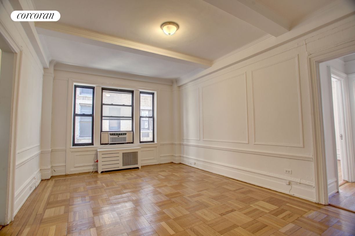 Primary Photo - 315 W 102nd St