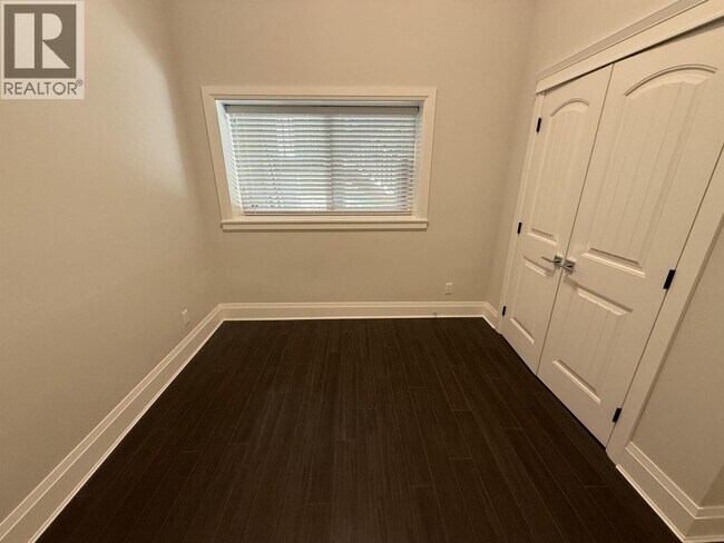Building Photo - 6688 Altringham Ct