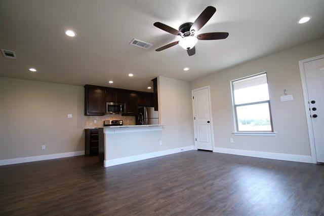Building Photo - 156 Crossbow Ct