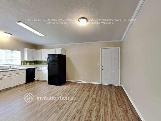 Foto del edificio - 3154 Alston Dr