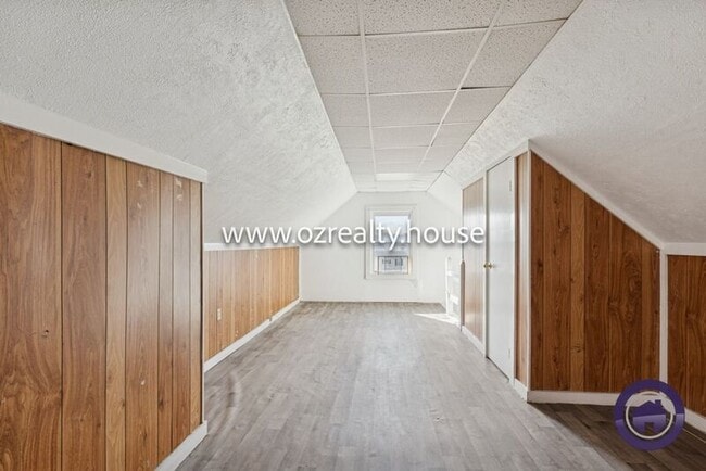 Building Photo - 322 Euclid Ave