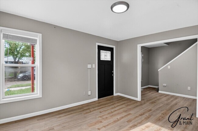Foto del edificio - $1500 3 bedrooms