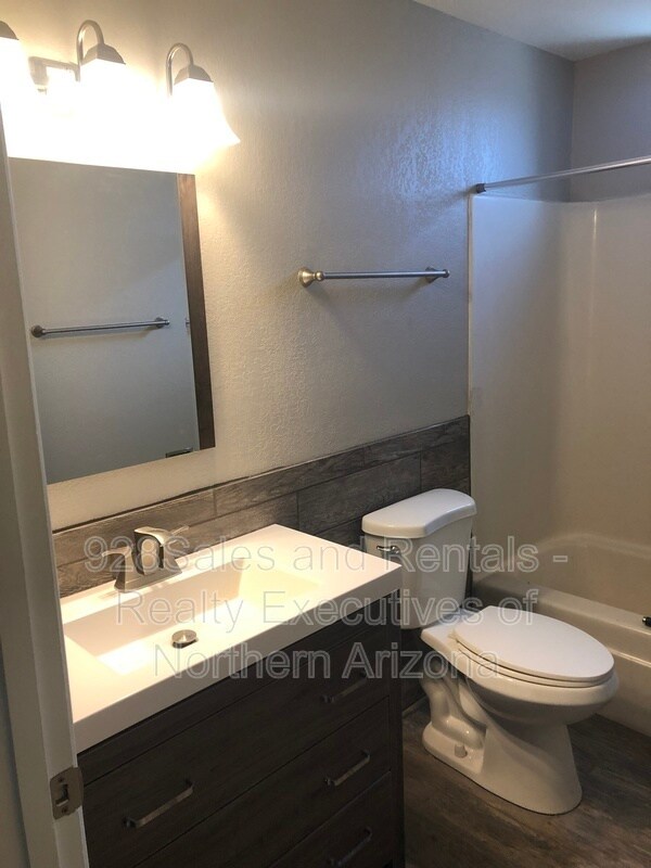 Foto del edificio - 1507 N San Francisco St