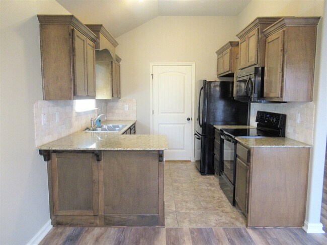 Foto del edificio - FOR RENT-ASHBURY PARK II, COLLINSVILLE