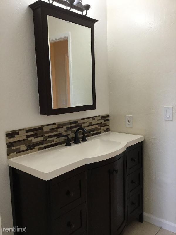 Foto del edificio - 15026 Downing Oak Ct