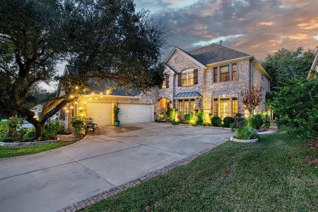 Foto principal - 1800 Bluffwood Pl