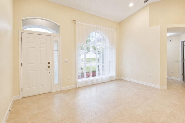 Foto del edificio - 2229 Foggy Ridge Pkwy