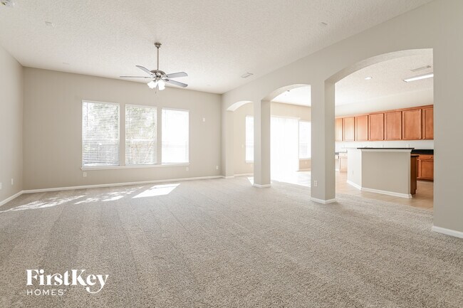 Building Photo - 5184 Johnson Lake Ct