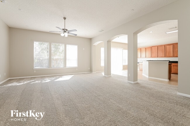 Foto del edificio - 5184 Johnson Lake Ct