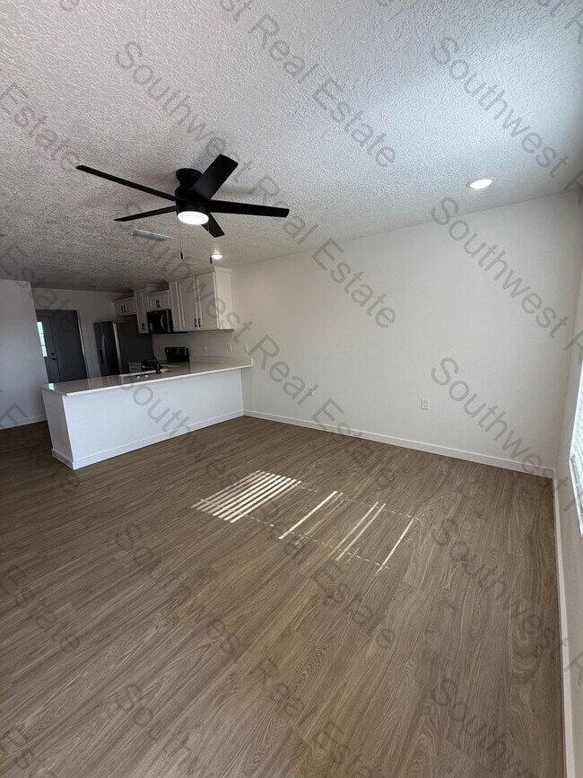Foto del edificio - 3509 Ethan Ave