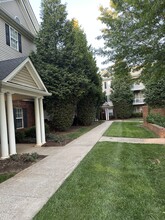Building Photo - 623 Wyndhurst Dr