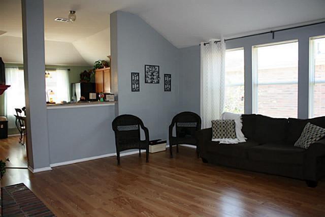 Building Photo - 3129 Kennedy Dr