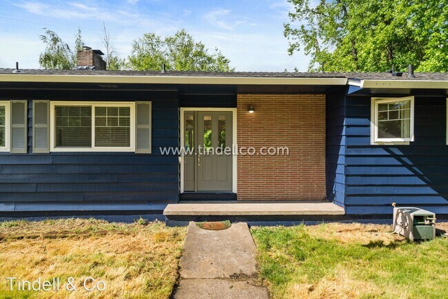 Foto del edificio - 5 br, 3 bath House - 4117 SW Vermont St