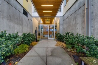 Building Photo - 1455 N Killingsworth St