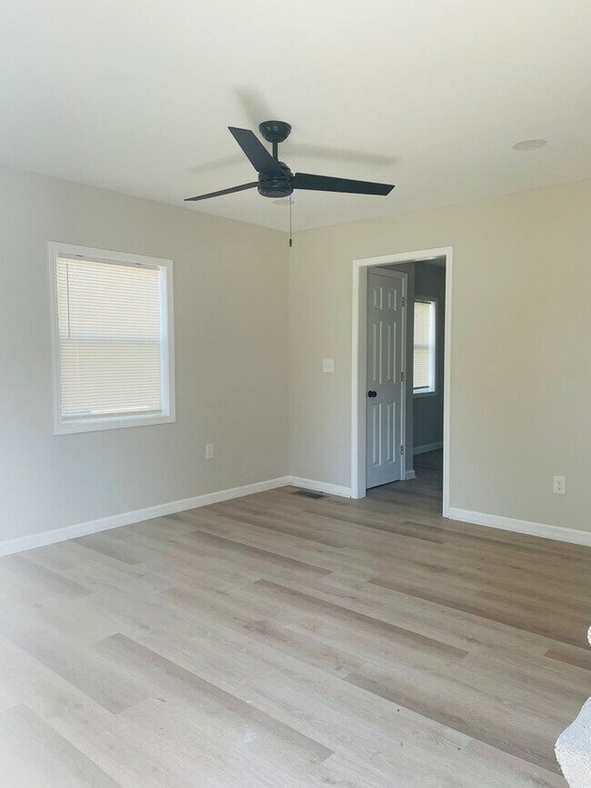 Foto del edificio - Charming 2 beds 1 baths in Columbus!