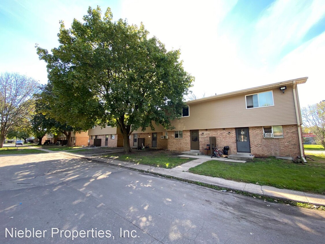 Building Photo - 3 br, 1.5 bath House - 804 Stillwell Avenue