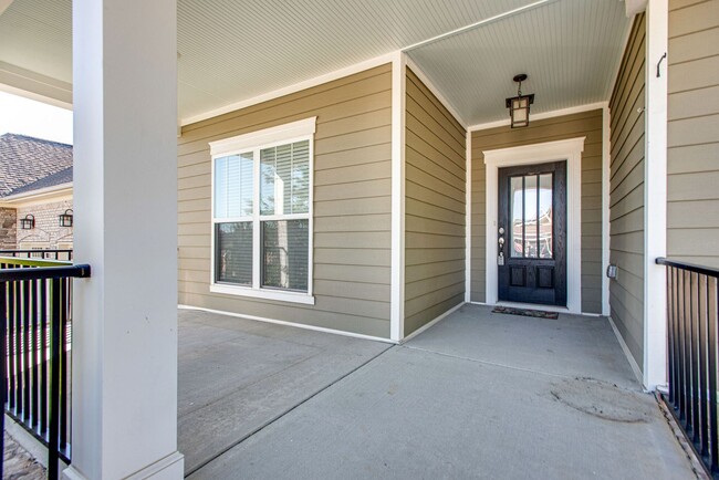 Building Photo - **RARE, WELL-APPOINTED, ONE-LEVEL HOME WIT...