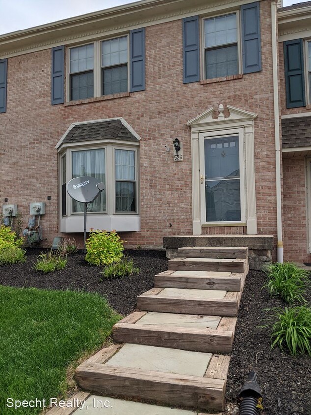 Primary Photo - 3 br, 1.5 bath House - 526 Maple Glen Circle