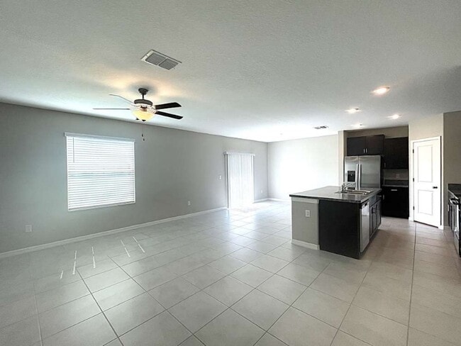 Foto del edificio - 15537 Miller Creek Dr