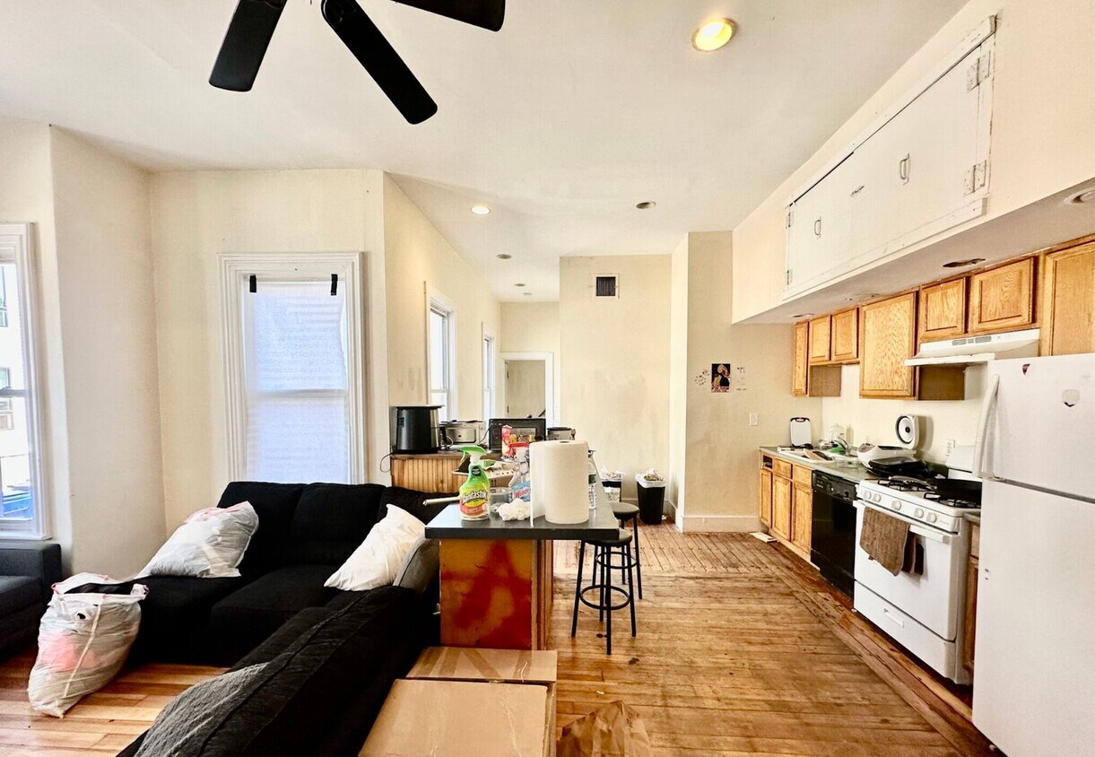 Primary Photo - HOT ALLSTON LISTING!!!!