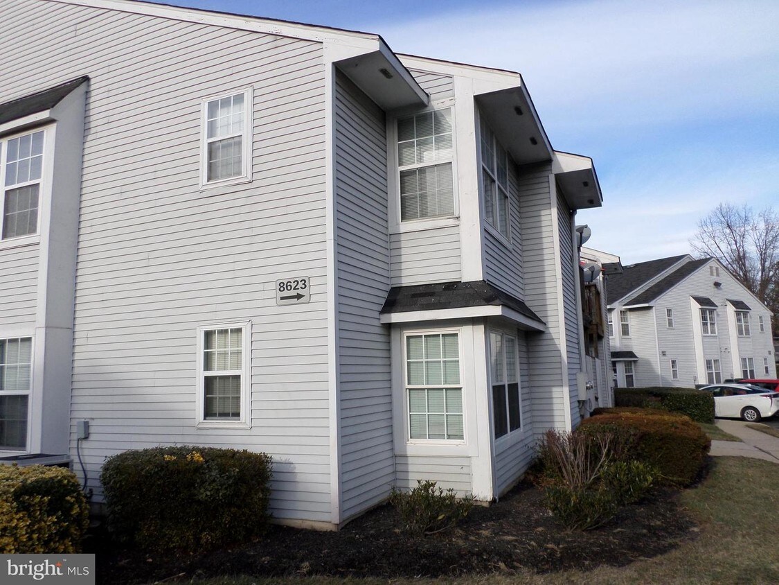 8623 Beekman Pl Unit 23C, Alexandria, VA 22309 Condo for Rent in